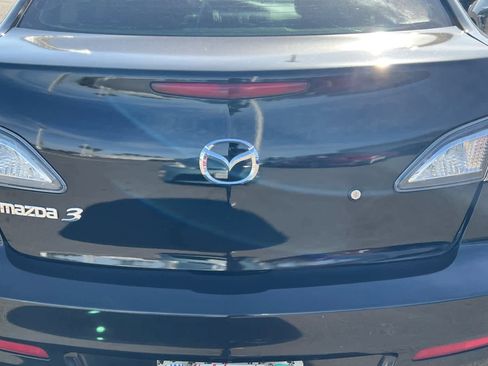 Used 2013 MAZDA MAZDA3 i SV FWD image 19
