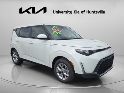 New 2025 Kia Soul LX