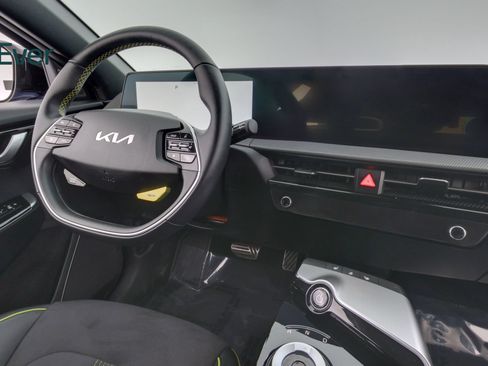 Used 2024 Kia EV6 GT AWD/4WD image 25