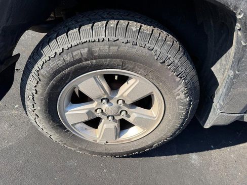 Used 2012 Jeep Liberty Sport w/ Popular Equipment Group image 5