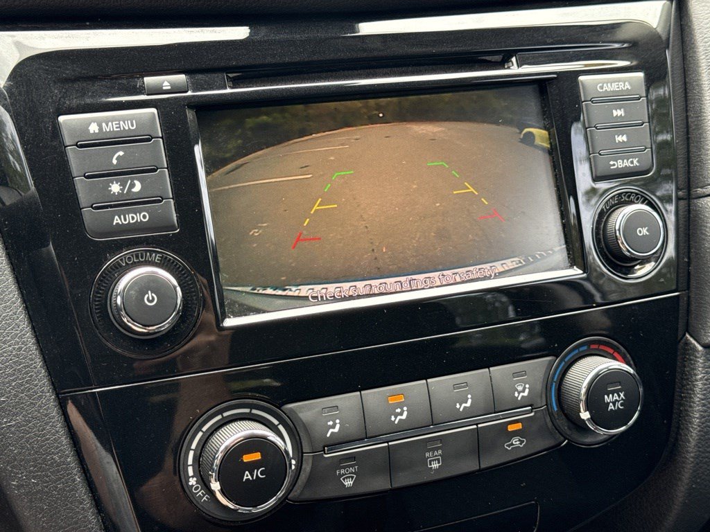 Used 2019 Nissan Rogue S FWD image 21