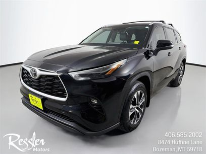 Used 2023 Toyota Highlander XLE