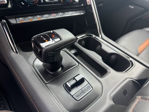 Used 2023 GMC Sierra 1500 AT4 image 22