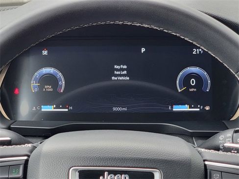 Certified 2023 Jeep Grand Cherokee Laredo X image 35