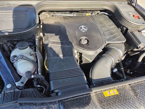 Used 2025 Mercedes-Benz GLE 350 4MATIC image 18