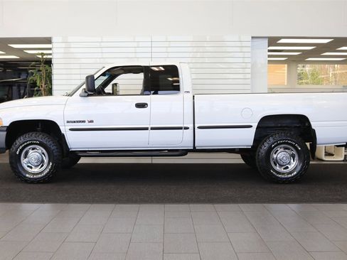Used 1999 Dodge Ram 2500 Truck 4x4 Quad Cab image 4