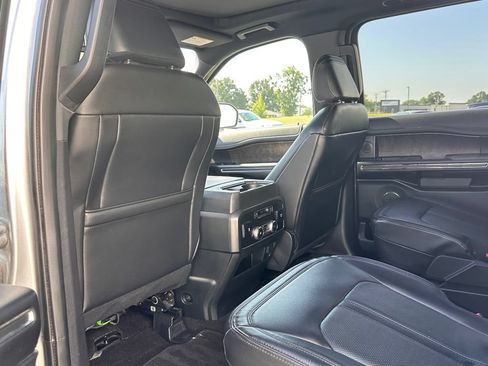 Used 2021 Ford Expedition Limited AWD/4WD image 15