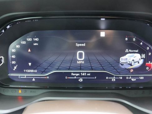 Used 2022 GMC Yukon XL Denali image 39