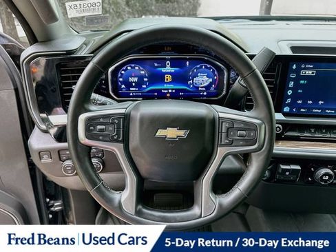 Used 2024 Chevrolet Silverado 2500 LT AWD/4WD image 16