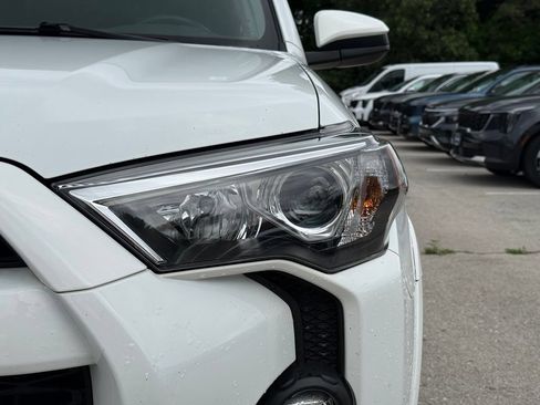 Used 2024 Toyota 4Runner SR5 RWD image 4