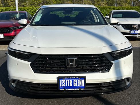 Certified 2025 Honda Accord Touring image 4