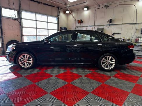 Used 2021 Volkswagen Passat 2.0T S image 4