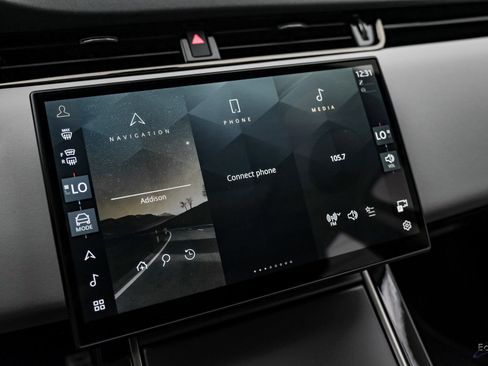 Used 2024 Land Rover Range Rover Evoque Dynamic SE image 59