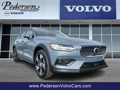 Certified 2024 Volvo V60 B5 Cross Country Plus
