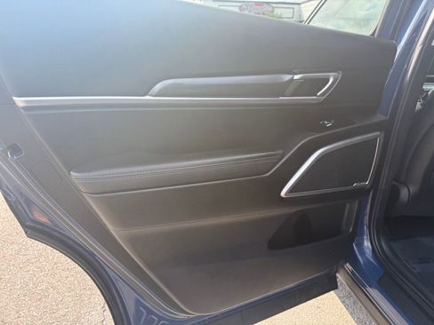 Used 2024 Kia Telluride S w/ S Sunroof Package image 26