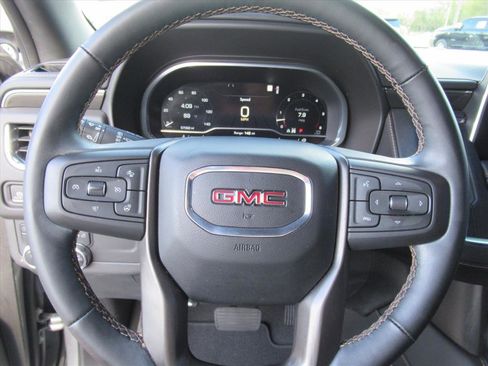 Used 2023 GMC Yukon AT4 image 23