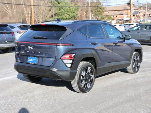 Certified 2025 Hyundai Kona SEL image 7