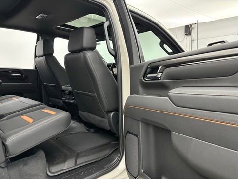 New 2026 GMC Sierra 2500 AT4 w/ AT4 Premium Plus Package AWD/4WD image 39