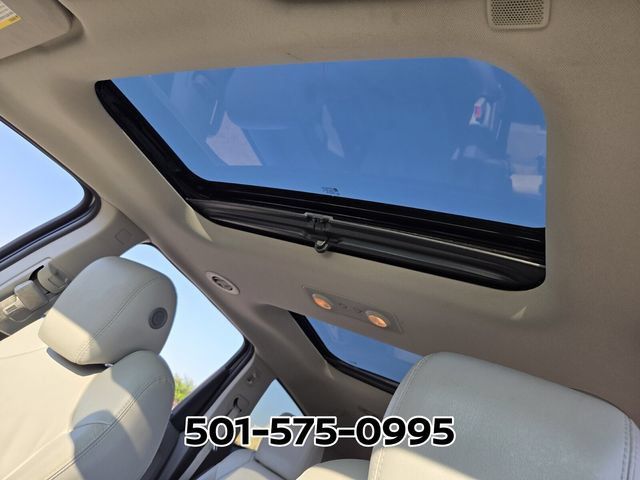 Used 2017 Chevrolet Traverse LT AWD/4WD image 8