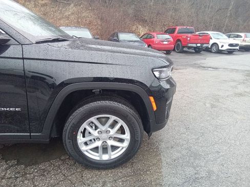 New 2026 Jeep Grand Cherokee Laredo X AWD/4WD image 2