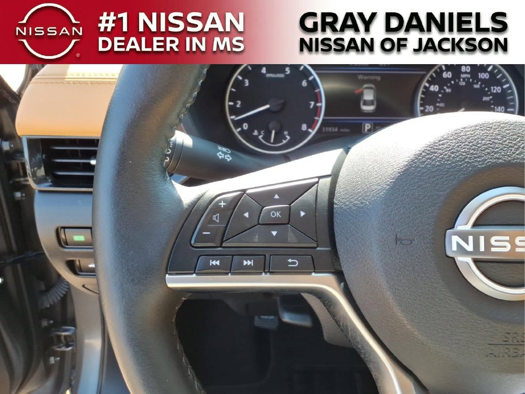 Used 2024 Nissan Sentra SV w/ SV Premium Package FWD image 13