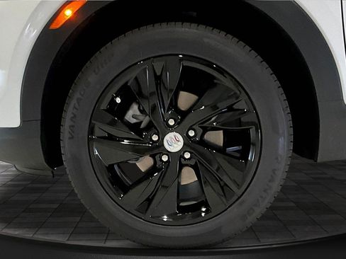 Used 2024 Buick Encore GX Preferred AWD/4WD image 33