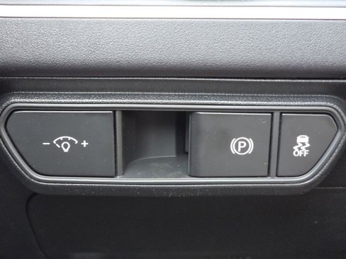 New 2026 Kia K4 LXS FWD image 10