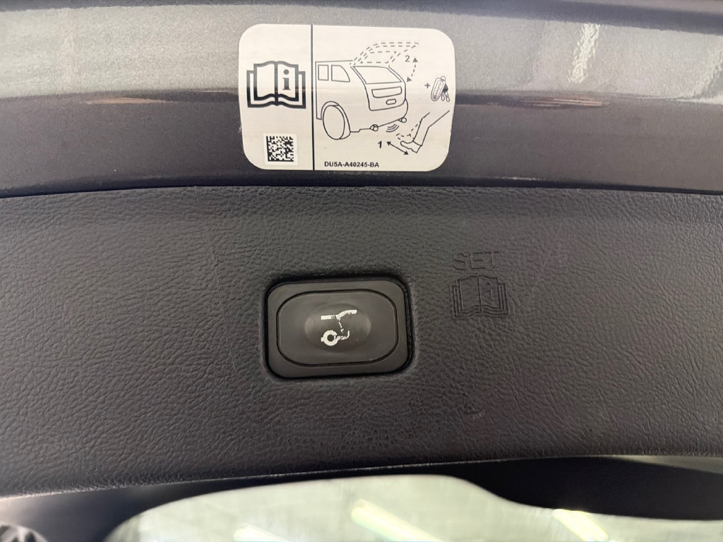 Used 2020 Ford Edge SEL w/ Convenience Package FWD image 20