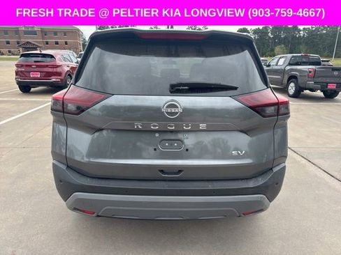 Used 2023 Nissan Rogue SV image 7