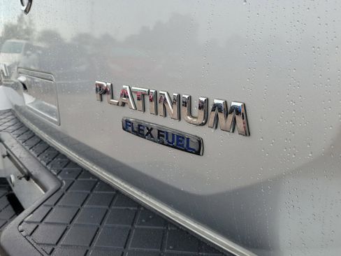 Used 2012 Nissan Armada Platinum image 33