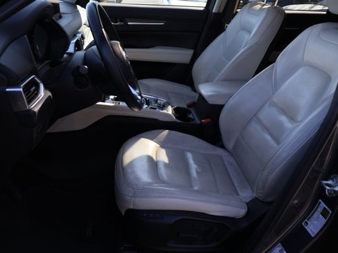 Used 2019 MAZDA CX-5 Grand Touring image 37