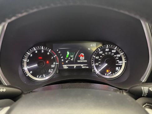 Used 2023 Toyota Highlander XLE FWD image 28