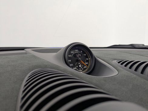 Certified 2025 Porsche 718 Boxster Spyder RS image 19