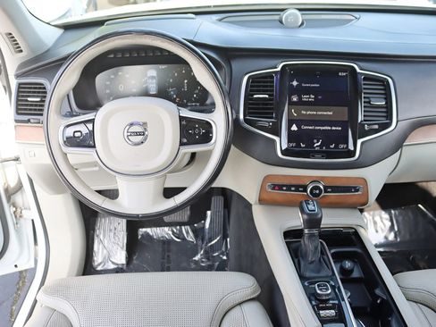 Used 2017 Volvo XC90 T6 Inscription w/ Vision Package AWD/4WD image 17