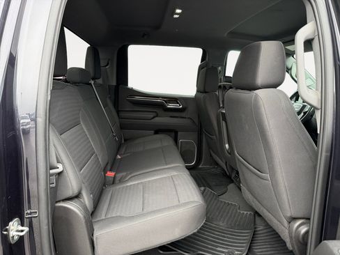 Used 2022 GMC Sierra 1500 SLE image 18
