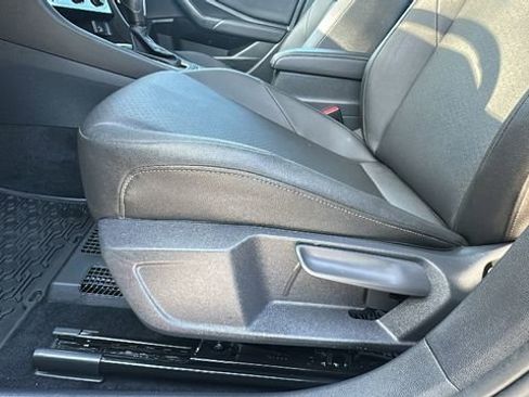 Used 2020 Volkswagen Jetta SEL image 24
