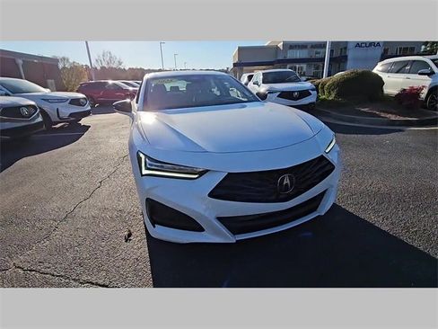 Certified 2025 Acura TLX w/ Technology Package image 43