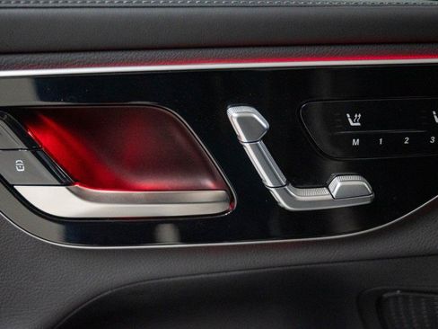 Certified 2026 Mercedes-Benz GLC 43 AMG 4MATIC image 18