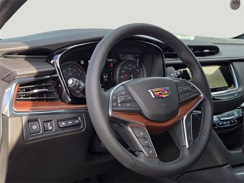 New 2026 Cadillac XT5 Premium Luxury w/ Driver Assist Package image 11