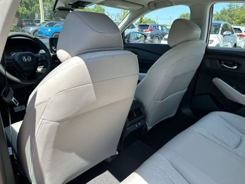 Used 2025 Honda Accord SE image 13