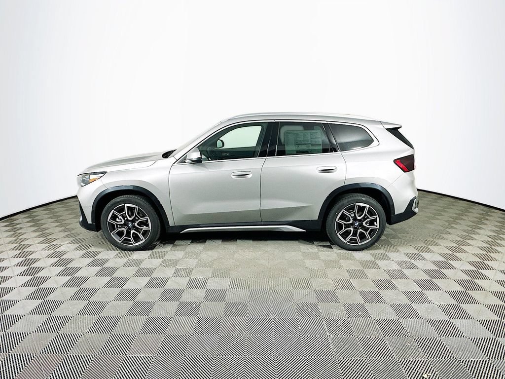 Used 2026 BMW X1 xDrive28i w/ Convenience Package AWD/4WD image 5