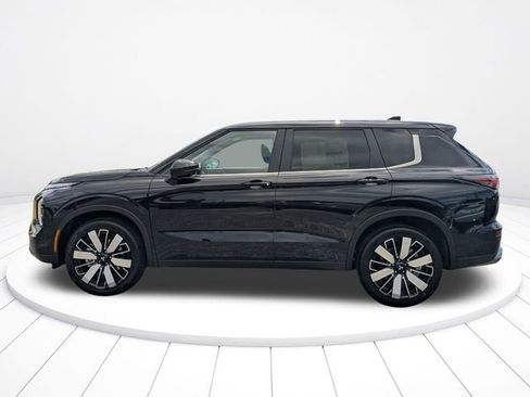 New 2026 Mitsubishi Outlander SE FWD image 6