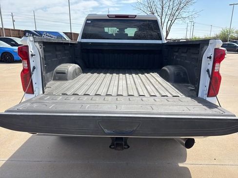 Used 2025 Chevrolet Silverado 2500 LT w/ Convenience Package AWD/4WD image 18