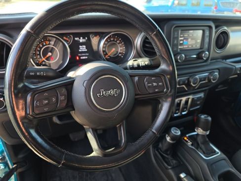 Used 2020 Jeep Wrangler Sport image 11