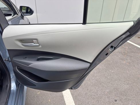 Used 2020 Toyota Corolla LE FWD image 40