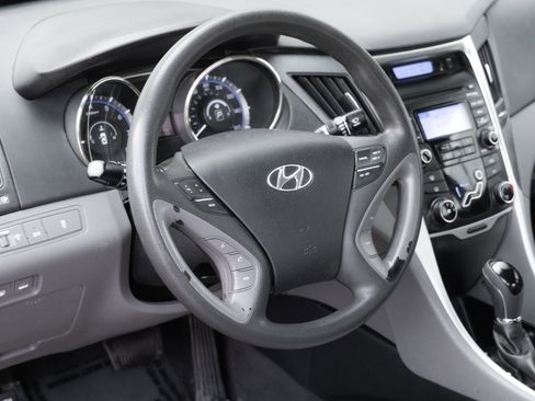 Used 2012 Hyundai Sonata GLS w/ Popular Equipment Pkg image 11