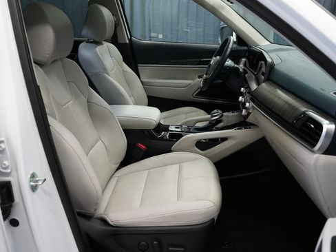 Used 2023 Kia Telluride EX w/ EX Captain's Chair Package AWD/4WD image 64