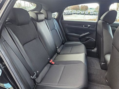 Used 2025 Honda Civic Sport image 32