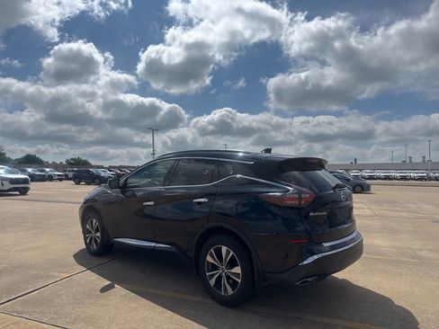 Used 2021 Nissan Murano SV FWD image 16