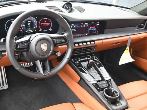 Used 2025 Porsche 911 Carrera 4 GTS AWD/4WD image 8